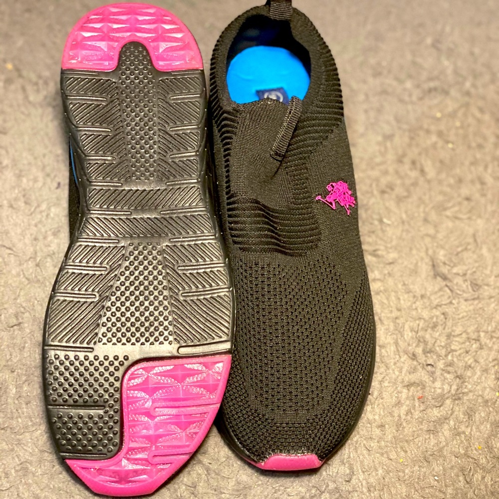 Shoe polo